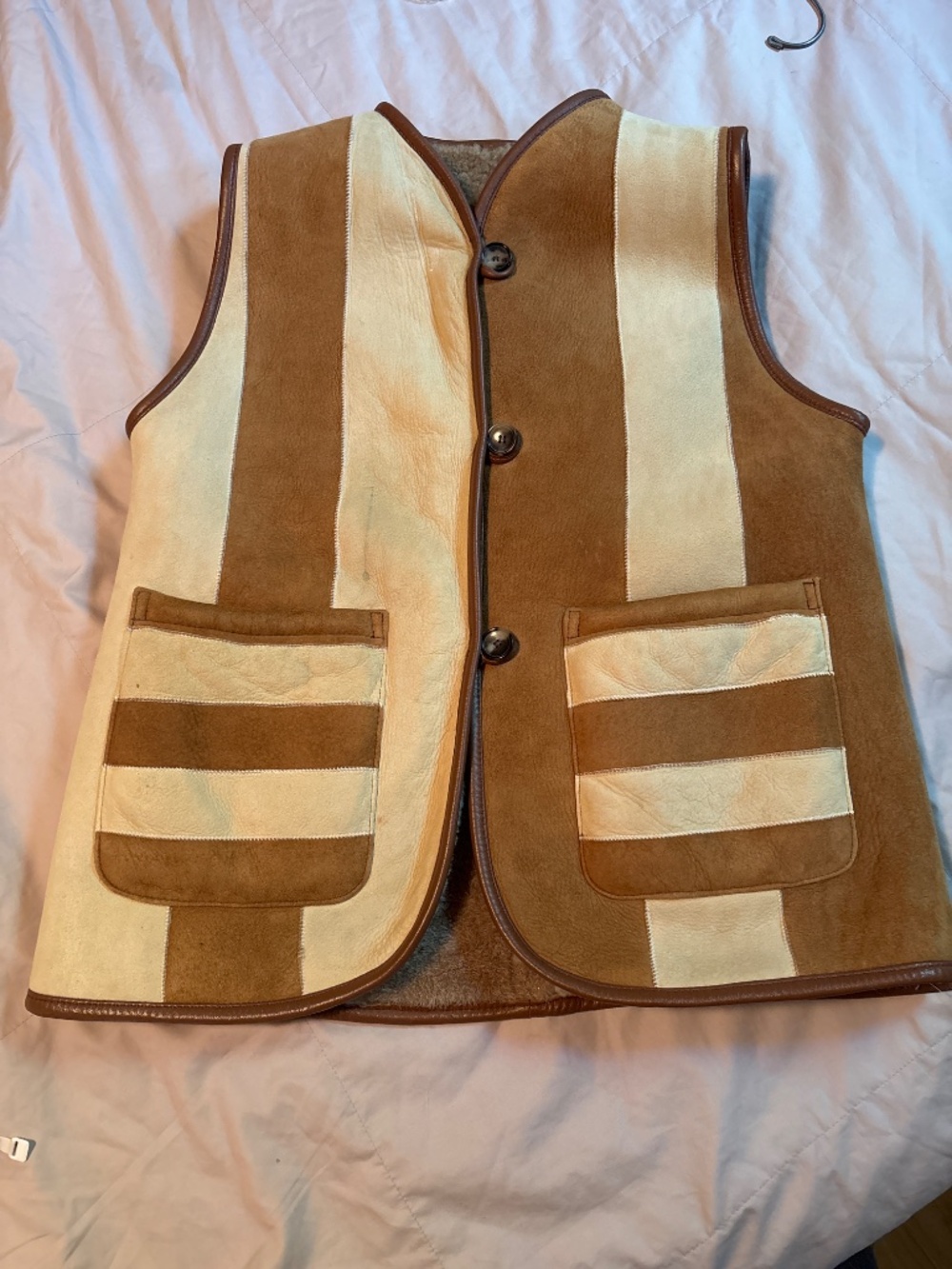Cawley Studio Reversible Shearling Vest - Picture 10 of 17